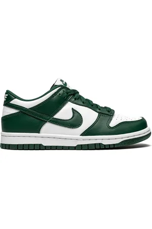 Nike Dunk Low sneakers