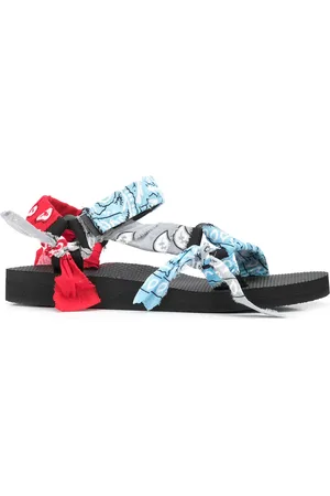 Arizona Love Trekky sandalen met bandanaprint