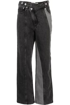 Feng Chen Wang Broek met logopatch