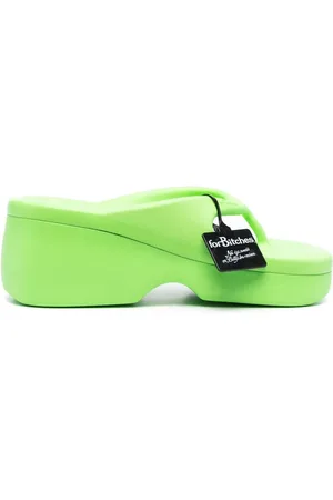 forBitches Slippers met verfraaide neus
