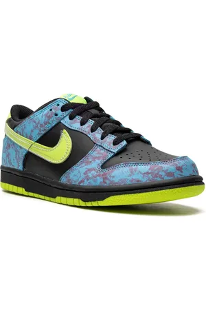 Nike Dunk Low SE sneakers