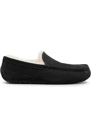 UGG Sneakers