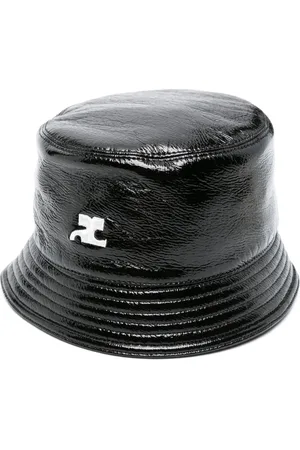 Courrèges Vissershoed met geborduurd logo