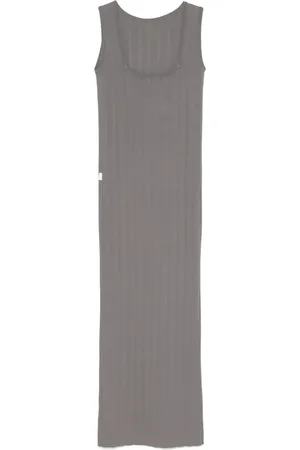 REMAIN Mouwloze maxi