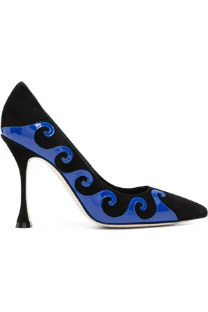 Manolo Blahnik Kasai pumps met gedraaid detail