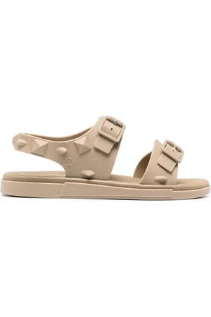 Melissa Sandalen met spikes