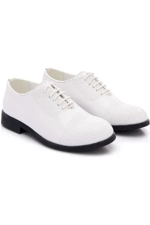 M. Moustache Geperforeerde Oxford schoenen met ronde neus