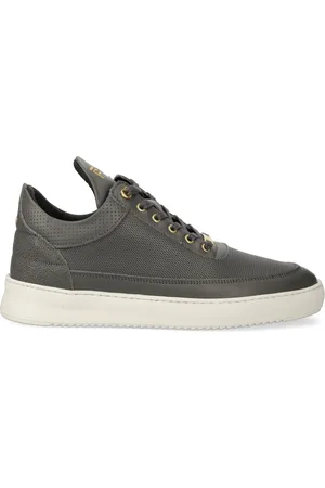 Filling pieces Sneakers met borduurwerk
