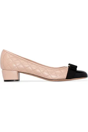 Salvatore Ferragamo Vara Q leren pumps