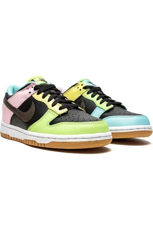 Nike "Dunk Low SE ""Free.99"" sneakers"