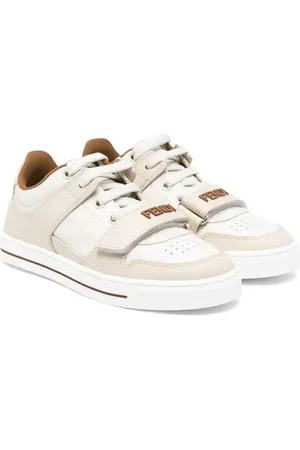 Fendi Sneakers met rubberen logo