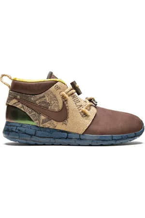 Nike Roshe Run Trollstrike sneakers