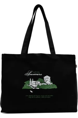 A.P.C. Hôtel JJJJound shopper
