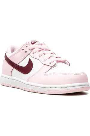 Nike Dunk Low "Valentine