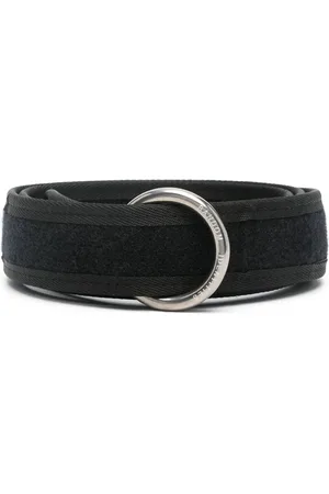 Random Identities Riem met ring hardware