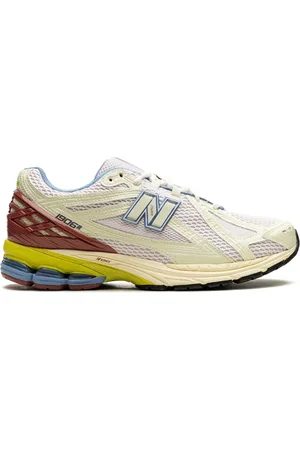 New Balance 1906R low