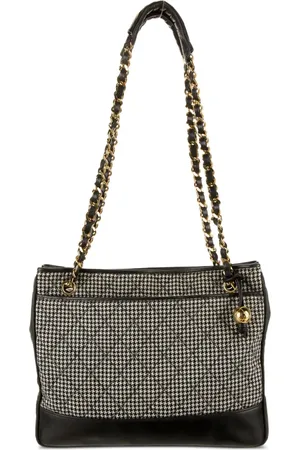 CHANEL CHANEL Pre