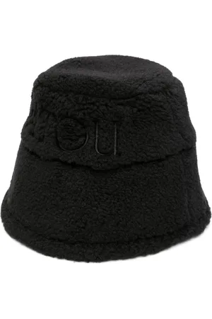 Patou Vissershoed met geborduurd logo