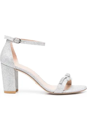 Stuart Weitzman Nearlynude sandalen verfraaid met kristallen