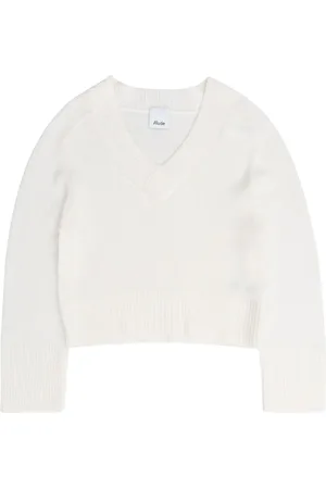 Allude Trui met V