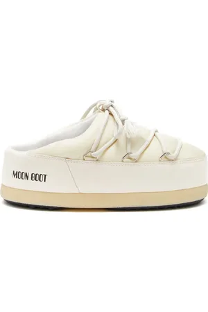 Moon Boot Slippers met logo