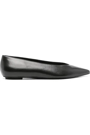 Stuart Weitzman Ballerina pumps met puntige neus