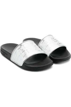 Givenchy Slippers met Greca