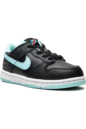 Nike Dunk Low SE sneakers