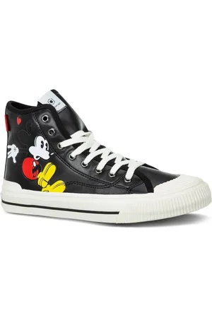 Moa Mickey Mouse high