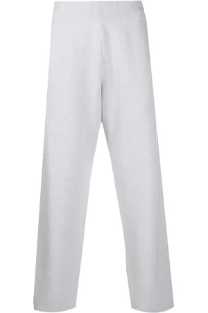 Barrie Broek met wijde pijpen