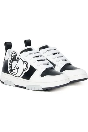 Moschino Leren sneakers met logoplakkaat