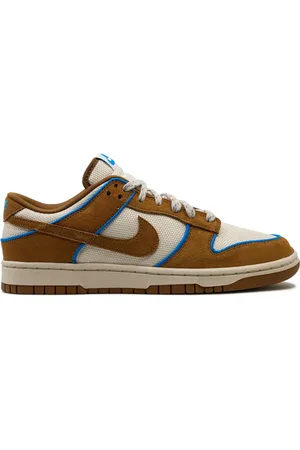 Nike Dunk suède sneakers