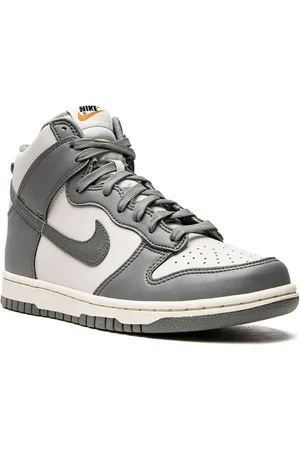 Nike Dunk High sneakers