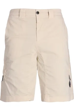 C.P. Company Shorts met lens detail