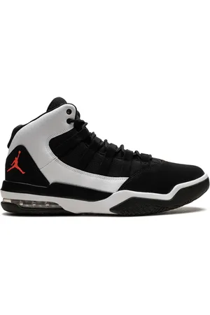 Jordan "Max Aura ""Infrared 23"" sneakers"