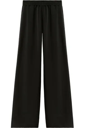 Fabiana Filippi Broek met wijde pijpen