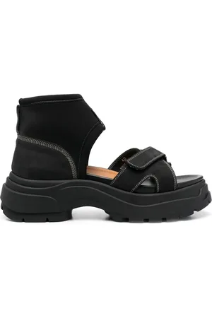 Maison Margiela Suède sandalen met bandje