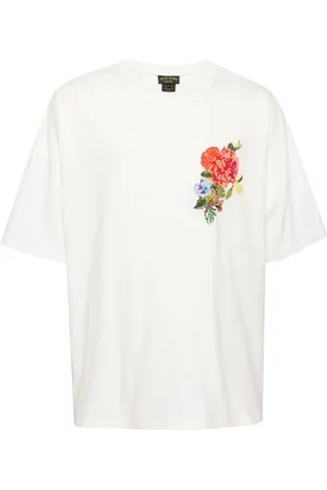 Camilla T