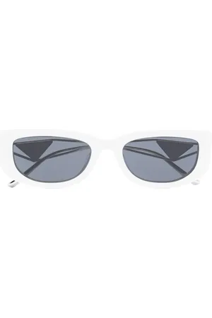 Prada OPR14YS zonnebril met triangel logo