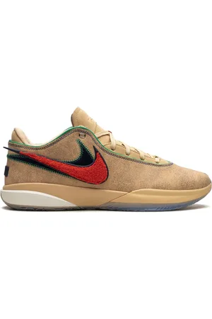 Nike "LeBron 20 ""Four Horsemen"" sneakers"