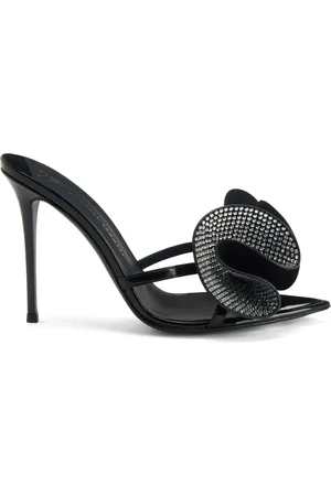 Giuseppe Zanotti Muiltjes met kristallen