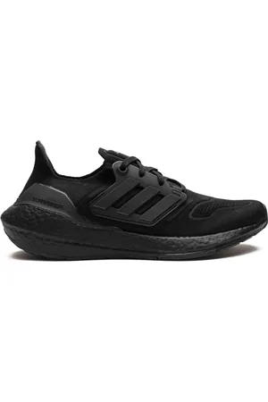 adidas "Ultraboost 22 ""Triple Black"" sneakers"