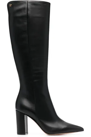 Gianvito Rossi Laarzen met puntige neus