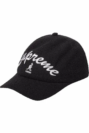 Supreme X Kangol Bermuda pet met borduurwerk