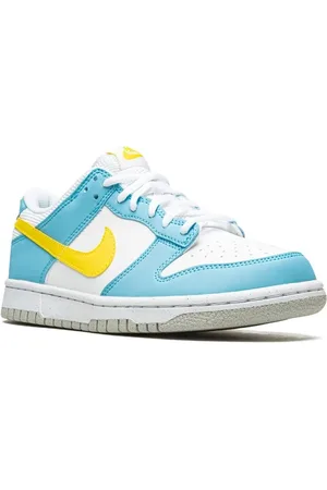 Nike Dunk Low sneakers