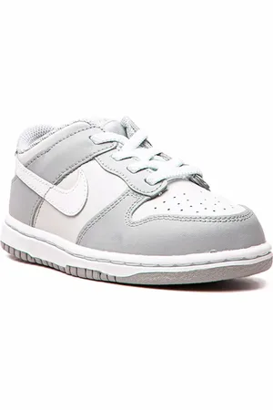 Nike Dunk Low sneakers