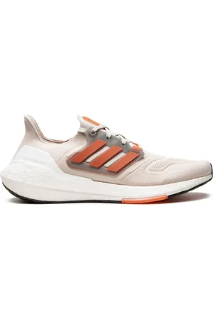 adidas Ultraboost 22 low