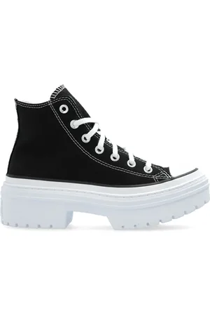 Converse CTA sneakers