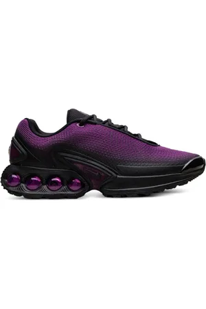 Nike Air Max "Bold Berry" sneakers