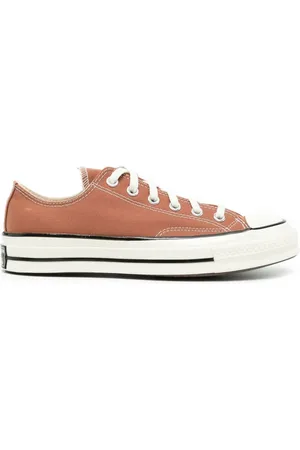 Converse Low